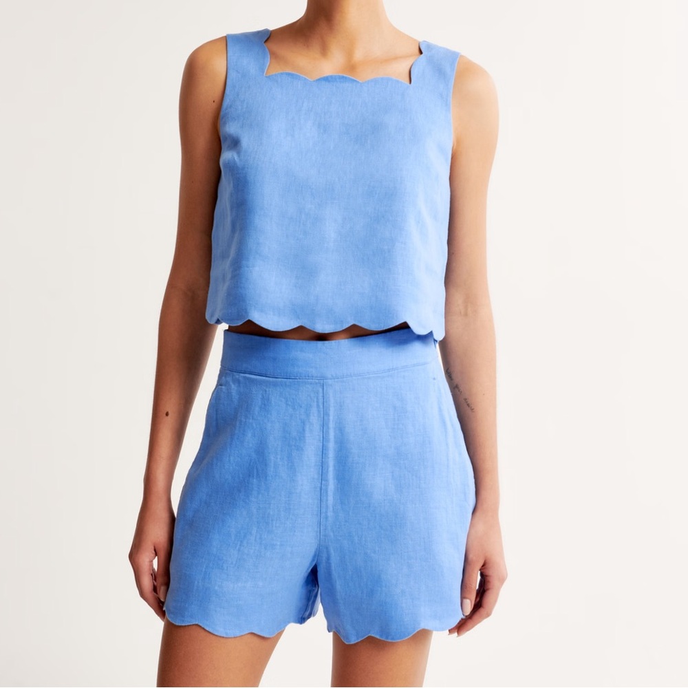 Abercrombie Linen Scallop Two Piece Set in French blue